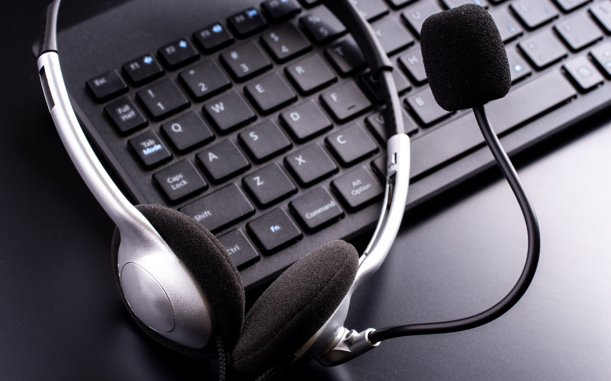 Comment un Secrétariat Téléphonique Peut Réduire Vos Coûts Administratifs